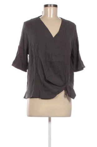 Дамска блуза COS, Размер XL, Цвят Сив, Цена 41,00 лв.