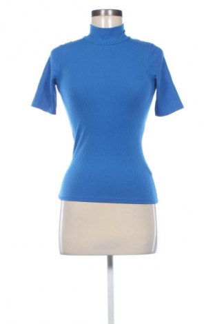 Дамска блуза Cropp, Размер XS, Цвят Син, Цена 27,02 лв.