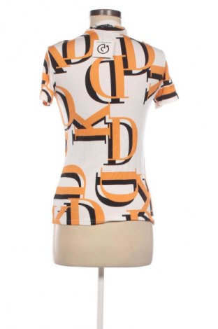 Дамска блуза Dika, Размер S, Цвят Многоцветен, Цена 27,00 лв.