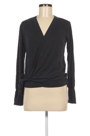 Дамска блуза Edc By Esprit, Размер M, Цвят Сив, Цена 11,99 лв.