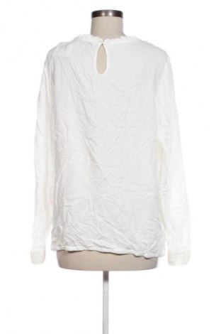 Γυναικεία μπλούζα Essentials by Tchibo, Μέγεθος M, Χρώμα Λευκό, Τιμή 7,99 €