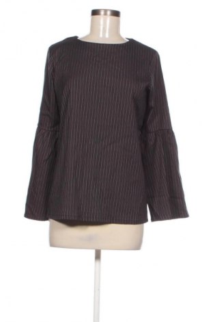 Дамска блуза Goldenpoint, Размер S, Цвят Многоцветен, Цена 33,24 лв.