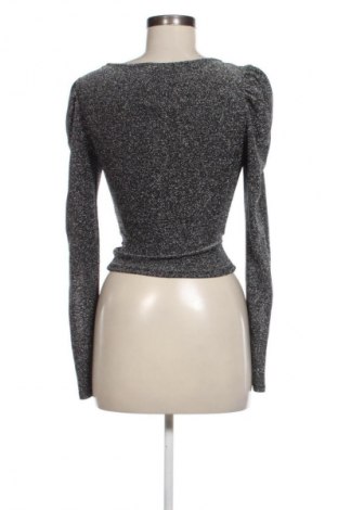 Γυναικεία μπλούζα H&M Divided, Μέγεθος S, Χρώμα Ασημί, Τιμή 9,72 €