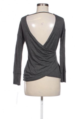 Γυναικεία μπλούζα Harmony and Balance, Μέγεθος S, Χρώμα Γκρί, Τιμή 25,99 €