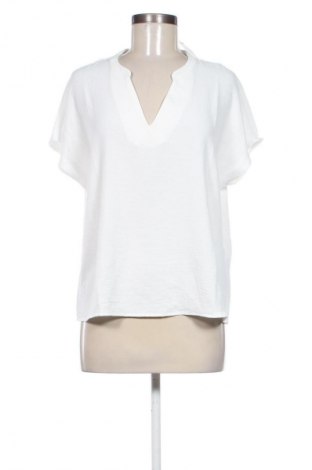 Дамска блуза Jdy, Размер M, Цвят Бял, Цена 31,99 лв.