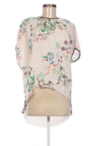 Дамска блуза Lucy, Размер S, Цвят Многоцветен, Цена 19,00 лв.