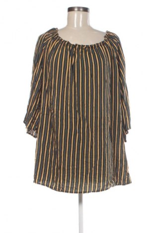 Дамска блуза Maxi Blue, Размер XL, Цвят Многоцветен, Цена 5,99 лв.