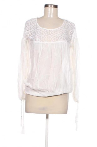 Дамска блуза Medicine, Размер S, Цвят Бял, Цена 36,10 лв.