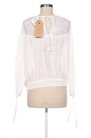 Дамска блуза Medicine, Размер S, Цвят Бял, Цена 36,10 лв.