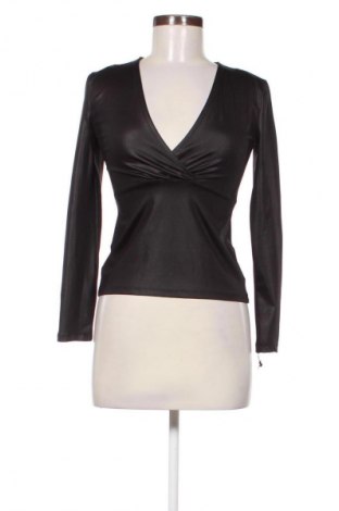 Bluzka damska Mohito, Rozmiar S, Kolor Czarny, Cena 43,68 zł
