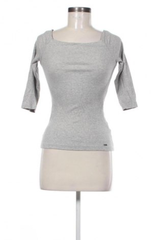 Dámská halenka Mohito, Velikost M, Barva Šedá, Cena  242,00 Kč