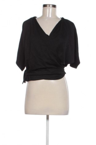 Bluzka damska Mohito, Rozmiar M, Kolor Czarny, Cena 26,99 zł