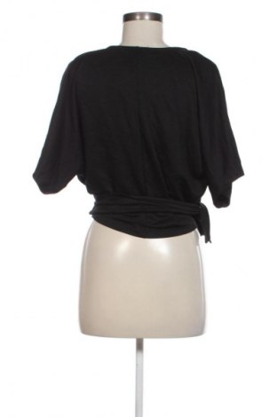 Bluzka damska Mohito, Rozmiar M, Kolor Czarny, Cena 26,99 zł