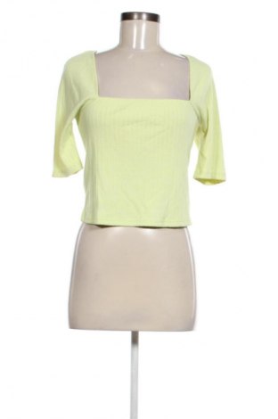 Damen Shirt NA-KD, Größe M, Farbe Grün, Preis 17,30 €