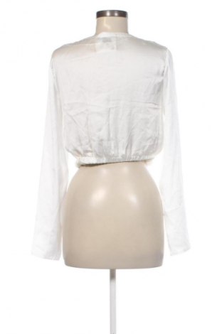 Dámská halenka NA-KD, Velikost S, Barva Bílá, Cena  139,00 Kč