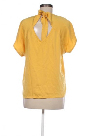 Bluzka damska ONLY, Rozmiar M, Kolor Żółty, Cena 45,98 zł