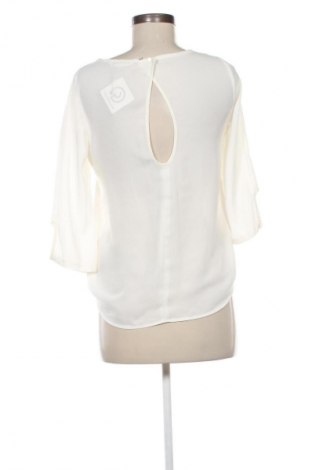 Női blúz ONLY, Méret XS, Szín Fehér, Ár 3 209 Ft