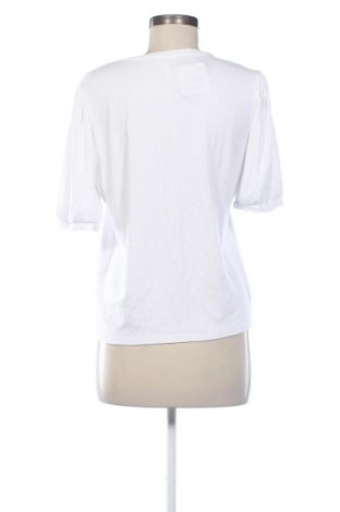 Дамска блуза Object, Размер M, Цвят Бял, Цена 15,99 лв.