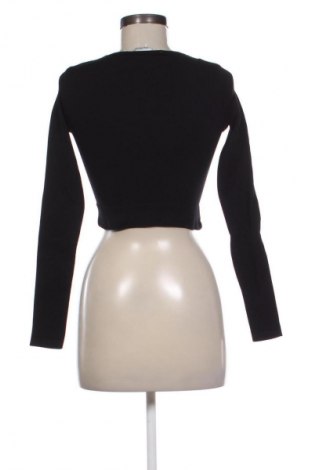 Γυναικεία μπλούζα Pull&Bear, Μέγεθος M, Χρώμα Μαύρο, Τιμή 9,72 €