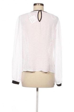 Дамска блуза Rainbow, Размер M, Цвят Бял, Цена 4,99 лв.