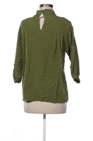 Дамска блуза Reserved, Размер M, Цвят Многоцветен, Цена 19,00 лв.