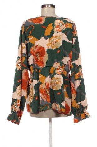 Дамска блуза SHEIN, Размер 3XL, Цвят Многоцветен, Цена 16,99 лв.