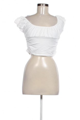 Γυναικεία μπλούζα Stradivarius, Μέγεθος M, Χρώμα Λευκό, Τιμή 10,99 €