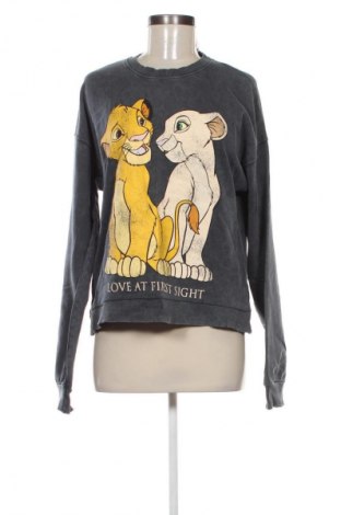 Damen Shirt Stradivarius, Größe M, Farbe Grau, Preis 9,72 €