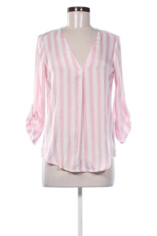 Дамска блуза Stradivarius, Размер S, Цвят Многоцветен, Цена 19,00 лв.