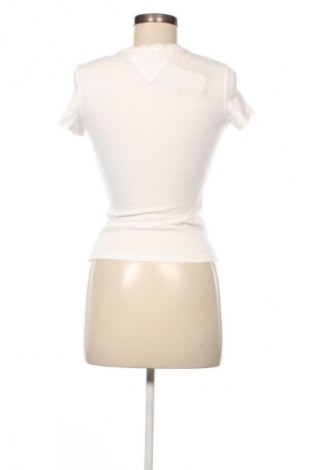 Női póló Tommy Jeans, Méret XS, Szín Fehér, Ár 28 769 Ft