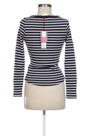 Bluză de femei Tommy Jeans, Mărime M, Culoare Multicolor, Preț 237,99 Lei