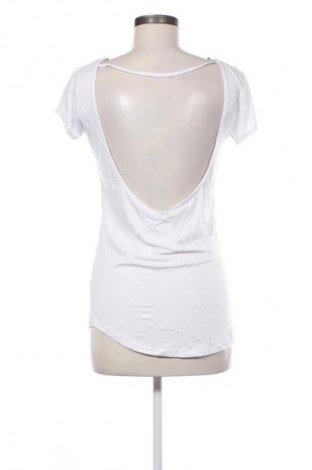 Дамска блуза Trueprodigy, Размер M, Цвят Бял, Цена 117,99 лв.