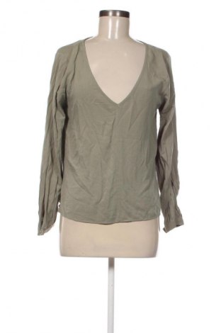 Дамска блуза Unbranded, Размер L, Цвят Зелен, Цена 4,99 лв.