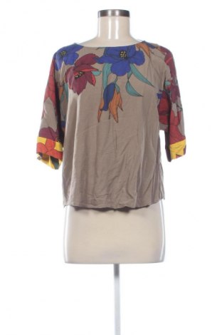 Дамска блуза Unbranded, Размер M, Цвят Многоцветен, Цена 19,00 лв.