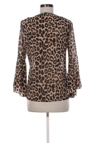 Дамска блуза Unbranded, Размер M, Цвят Многоцветен, Цена 19,00 лв.