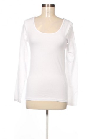 Дамска блуза Vero Moda, Размер M, Цвят Бял, Цена 46,99 лв.