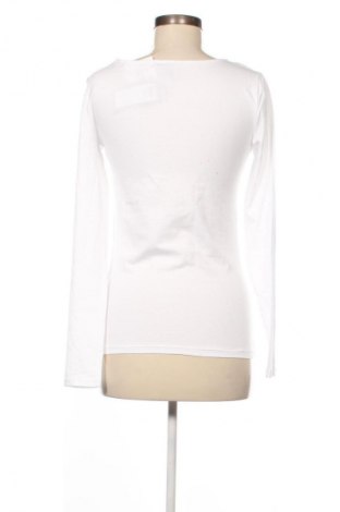 Дамска блуза Vero Moda, Размер M, Цвят Бял, Цена 46,99 лв.