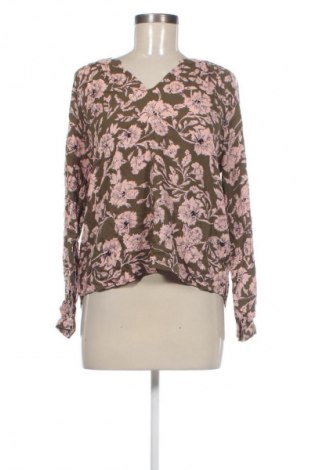 Γυναικεία μπλούζα Vero Moda, Μέγεθος L, Χρώμα Πολύχρωμο, Τιμή 6,99 €