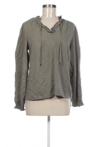 Damen Shirt Yessica, Größe M, Farbe Grün, Preis 5,99 €
