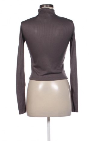 Дамска блуза Zara, Размер S, Цвят Сив, Цена 27,00 лв.