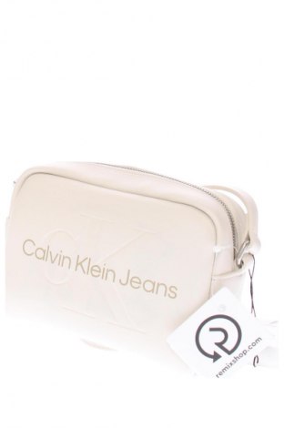 Damska torebka Calvin Klein Jeans, Kolor ecru, Cena 207,99 zł