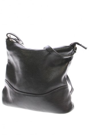 Damska torebka Estelle, Kolor Czarny, Cena 225,99 zł