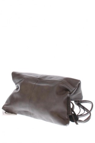 Дамска чанта Zusss, Цвят Кафяв, Цена 50,99 лв.