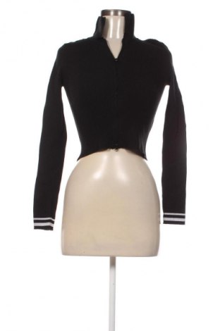 Дамска жилетка Bershka, Размер M, Цвят Черен, Цена 17,99 лв.