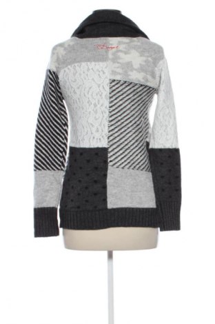 Дамска жилетка Different, Размер S, Цвят Многоцветен, Цена 30,99 лв.