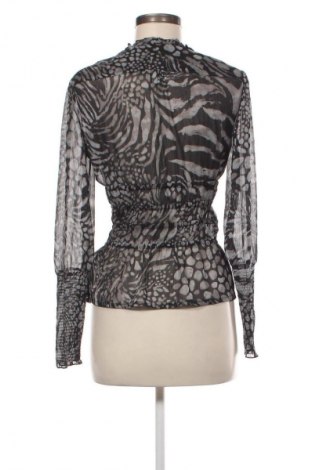 Damska koszula Dika, Rozmiar M, Kolor Kolorowy, Cena 94,34 zł