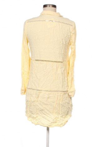 Дамска риза Mohito, Размер L, Цвят Жълт, Цена 25,00 лв.