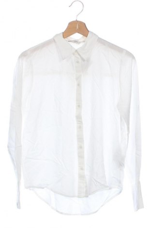 Дамска риза ONLY, Размер XS, Цвят Бял, Цена 46,99 лв.