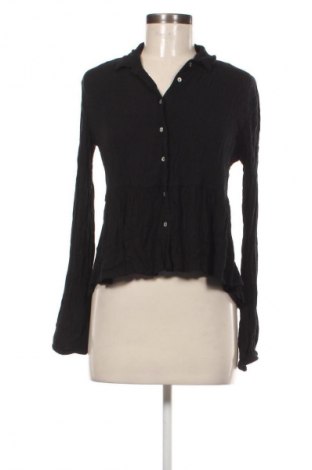 Дамска риза Stradivarius, Размер S, Цвят Черен, Цена 25,08 лв.