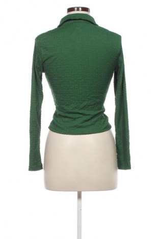 Cămașă de femei Stradivarius, Mărime M, Culoare Verde, Preț 65,79 Lei